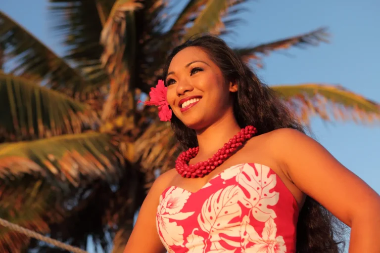 Germaine's Luau - Makai Luau Package