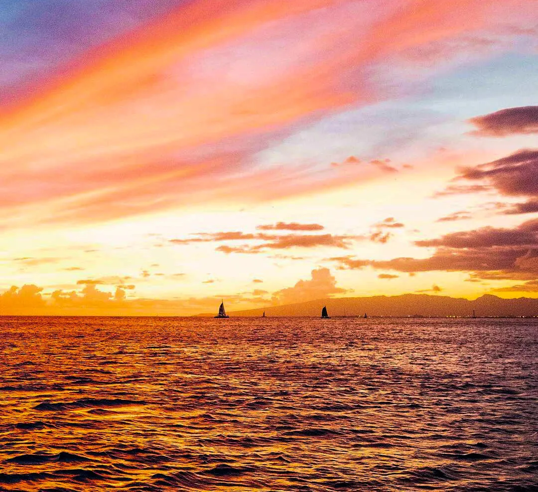 Ko Olina Sunset Glass Bottom Boat